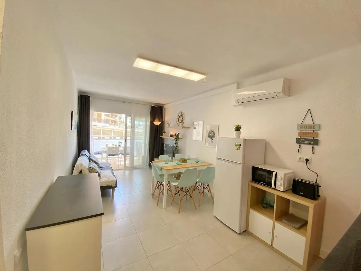 Golden Cambrils location